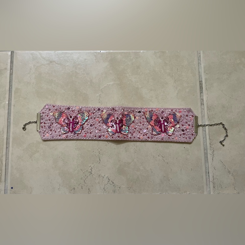 Her Pony Butterfly Choker